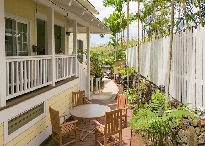Kona Penthouse 2 Bedroom, Relax And Unwind Aloha Style